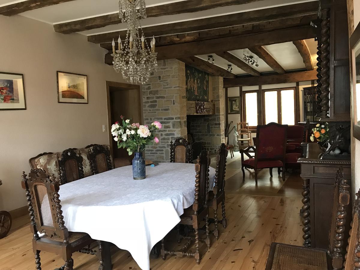 Portail Haut Bed & Breakfast Previnquieres Exterior foto